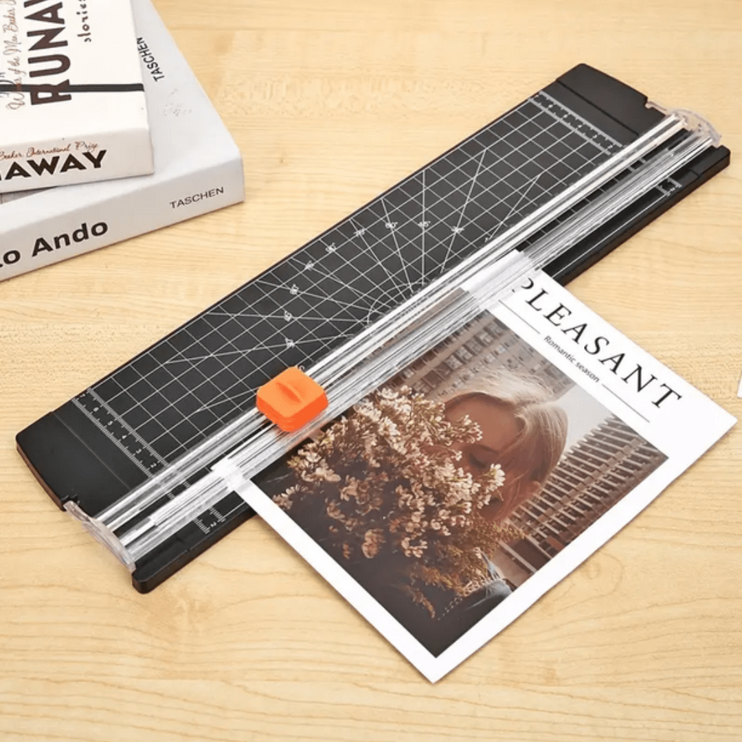 Portable A4 Paper Cutter, Effortlessly Plastic Paper Cutter, Perfect For Home School Office Use, Back To School Supplies - Black Colour